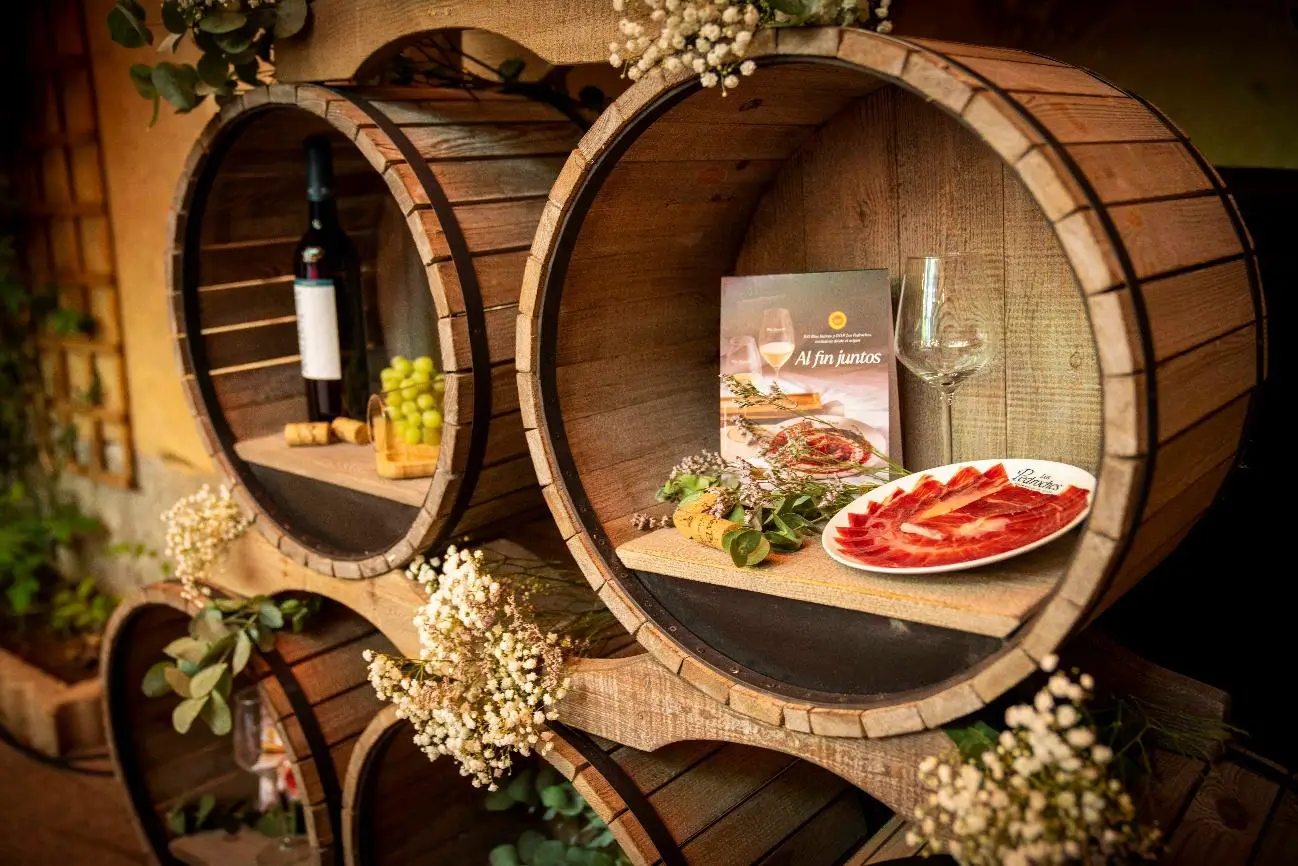 el programa europeo de la D.O. Rías Baixas y la DOP Los Pedroches conquista al público